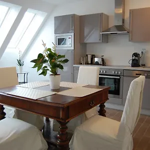 https://alga-apartments-am-westbahnhof.vienna-besthotels.com